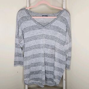 Market & Spruce Stitch Fix Size Large careen stripe dolman sleeve vneck top